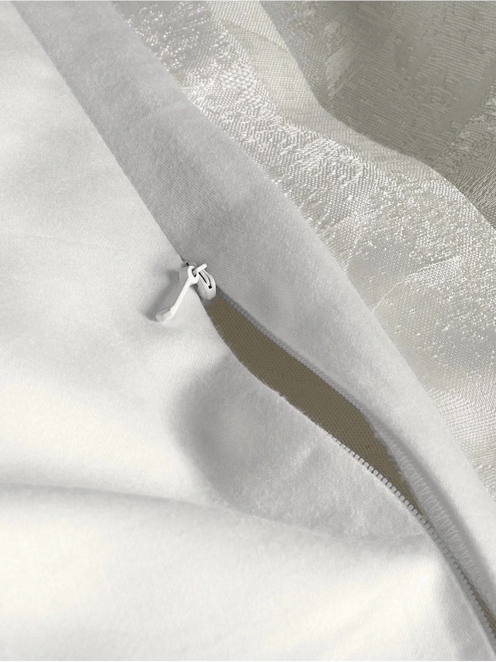 Hotel Collection Macy’s Tessera solid White damask Duvet Cover & Shams Set KING